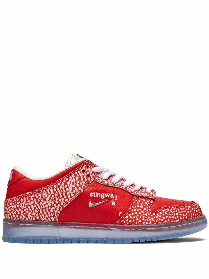 Nike SB Dunk low x Stingwater &