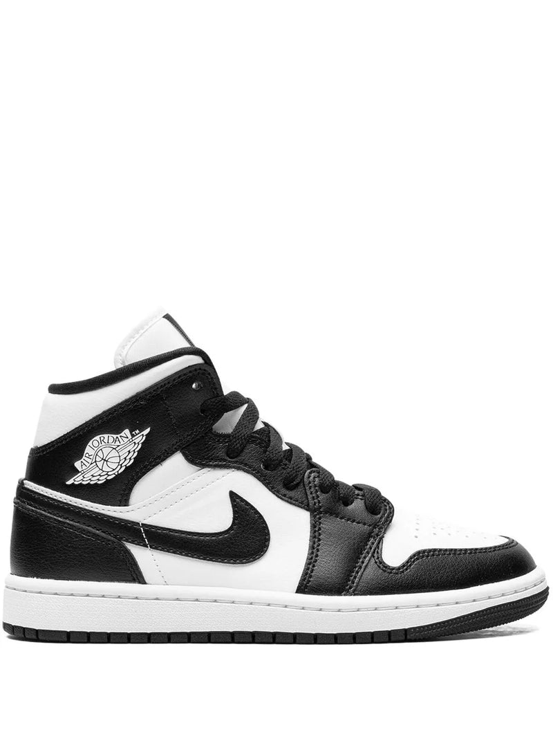 Jordan 1 Mid &